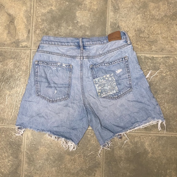 American Eagle cutoff jean shorts - Picture 2 of 3